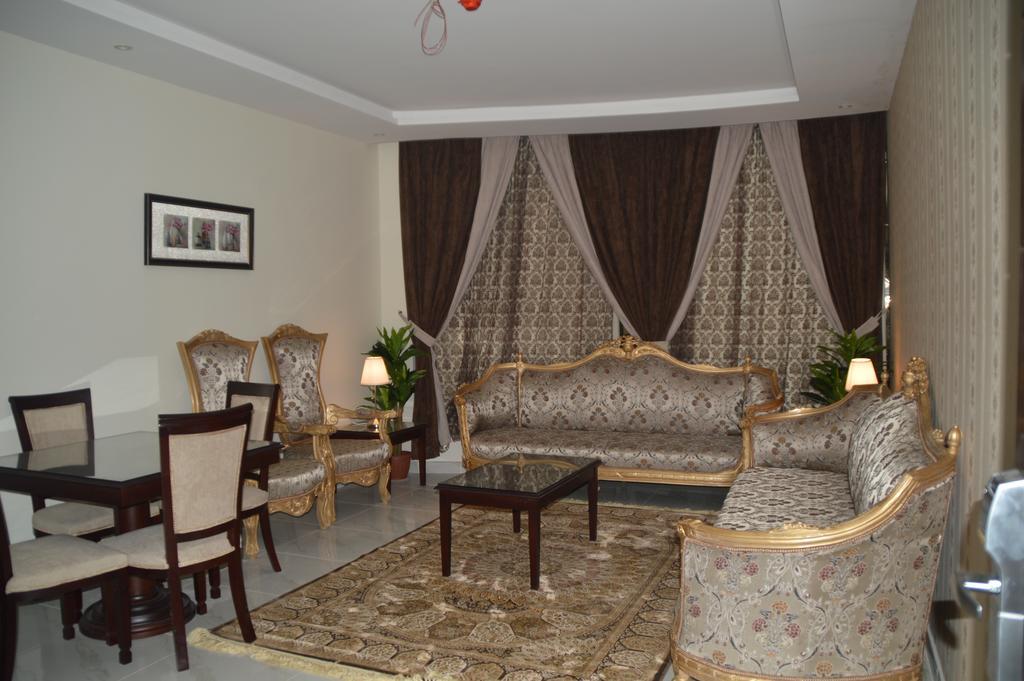 جلنار الشرق للشقق المخدومة Dschidda Exterior foto
