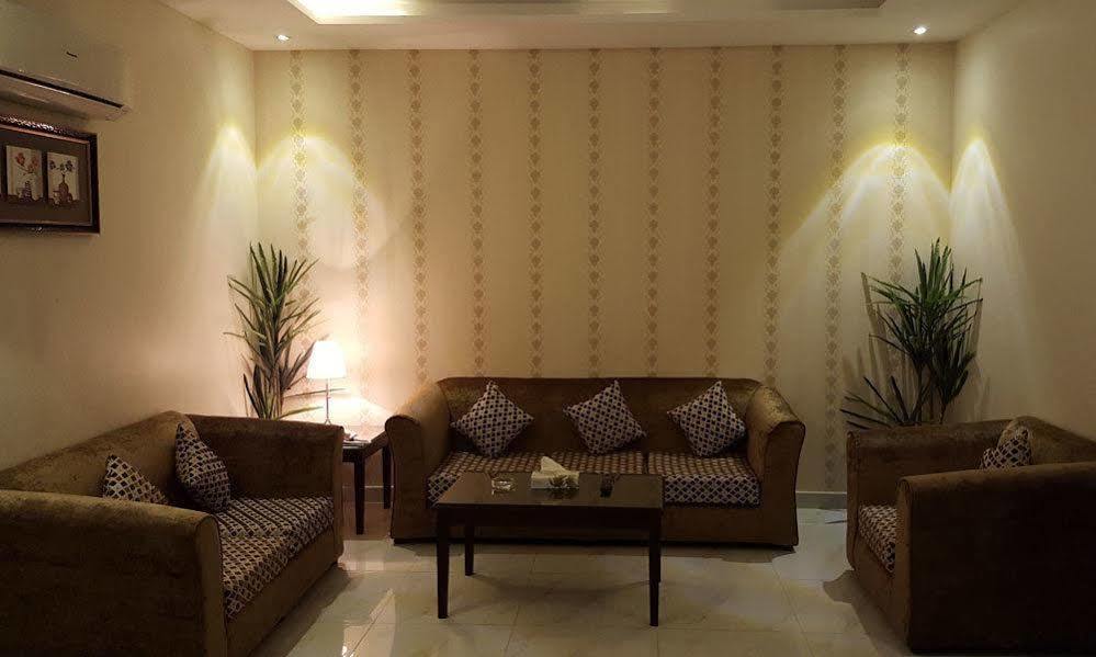 جلنار الشرق للشقق المخدومة Dschidda Exterior foto